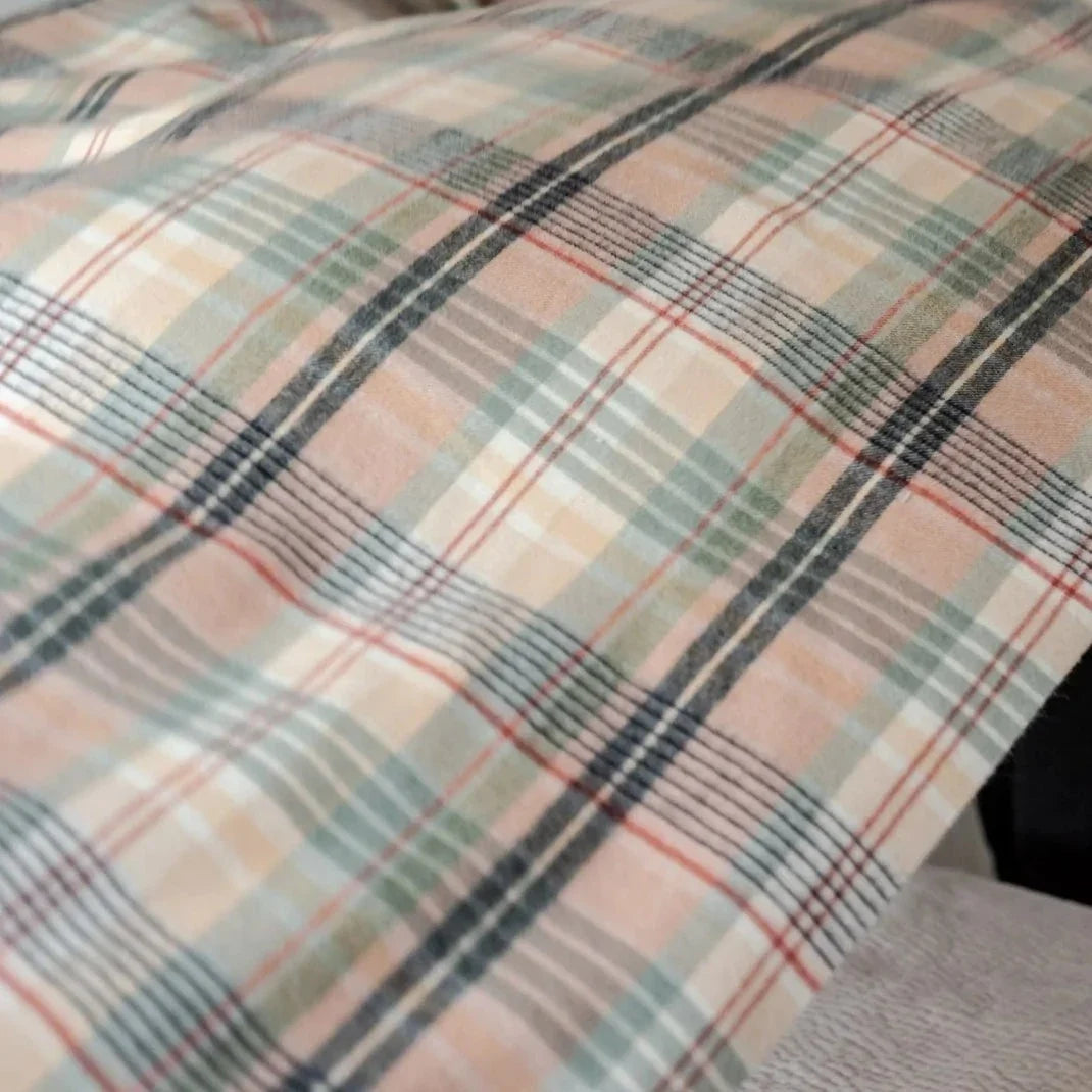 Lambswool Blanket in Seagrass Cottage Check