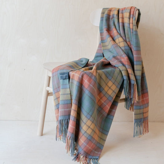 Cashmere Knee Blanket in Buchanan Antique Tartan