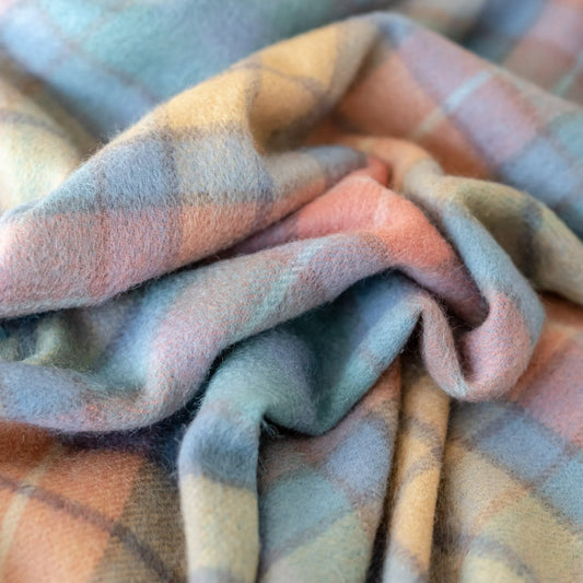 Cashmere Knee Blanket in Buchanan Antique Tartan