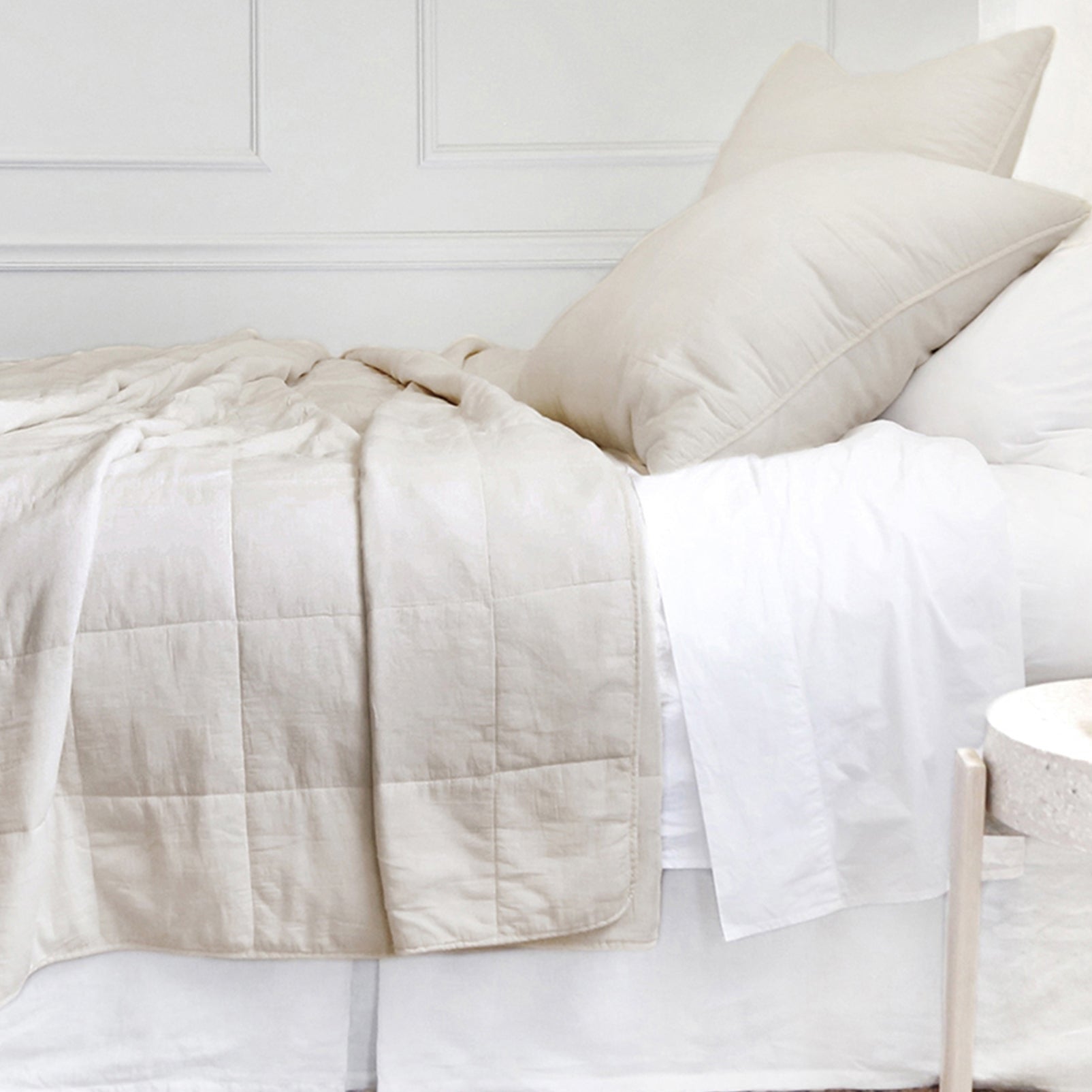 Antwerp King Coverlet, Natural