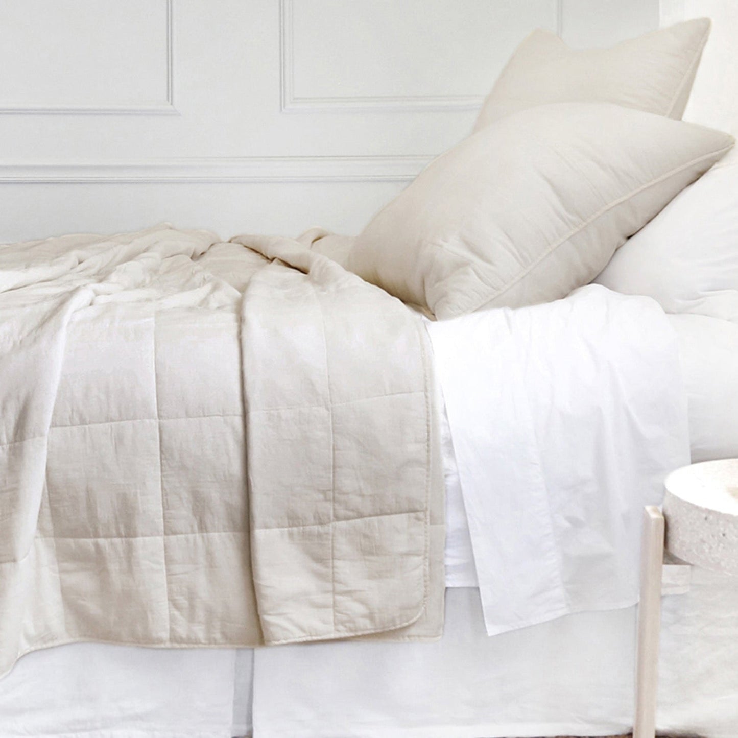 Antwerp Queen Coverlet, Natural