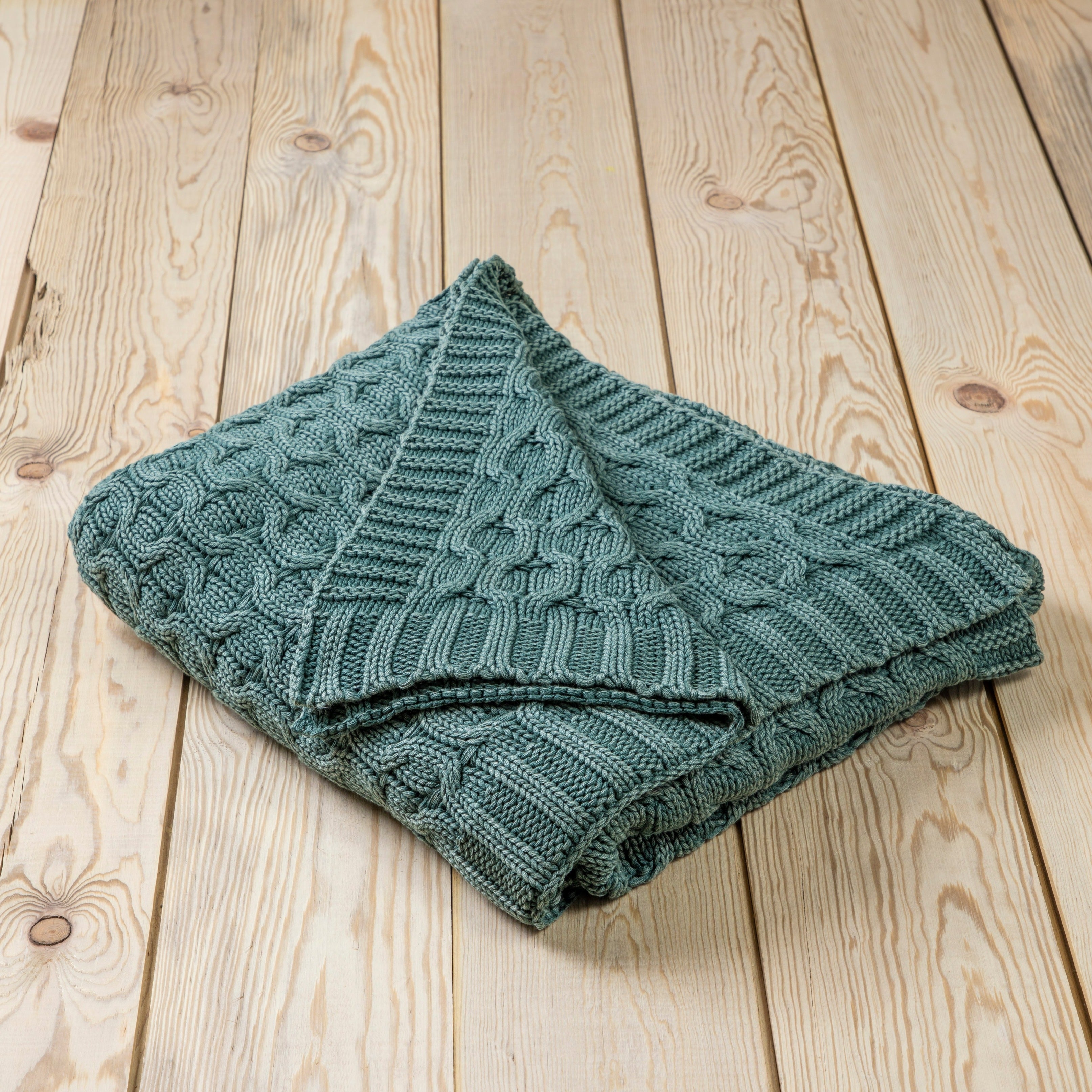 Belmont Throw, Washed Green