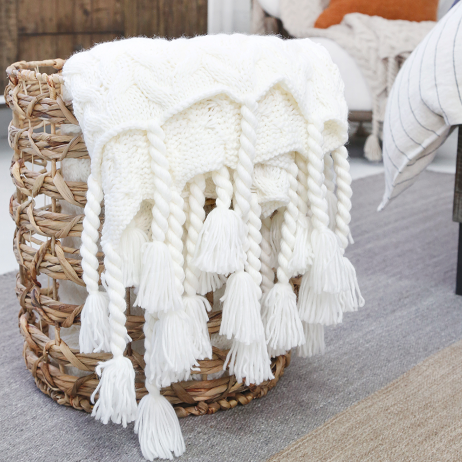 Capistrano Throw, Winter White