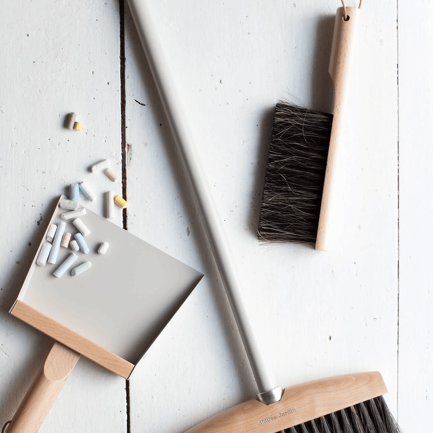 Andree Jardin "Mr & Mrs Clynk" Gray Hand Brush, Dustpan and Wall Hooks