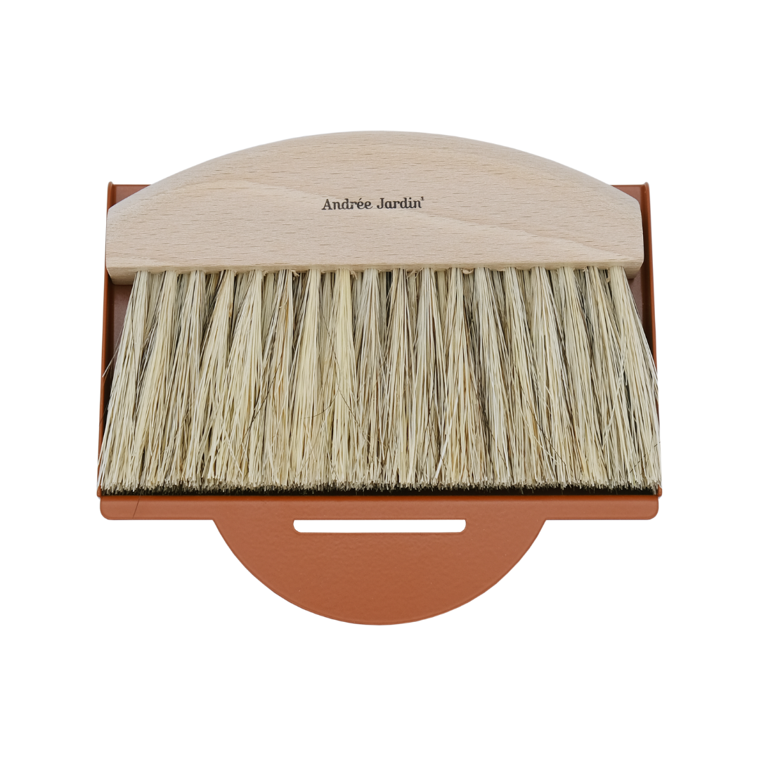 Andree Jardin "Mr & Mrs Clynk" Natural Table Brush and Dustpan Set- Brick Red