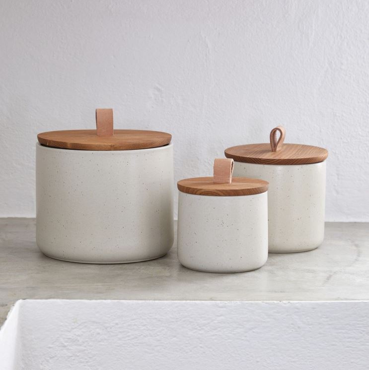 Pacifica Canister with Oak Wood Lid, Vanilla, Small