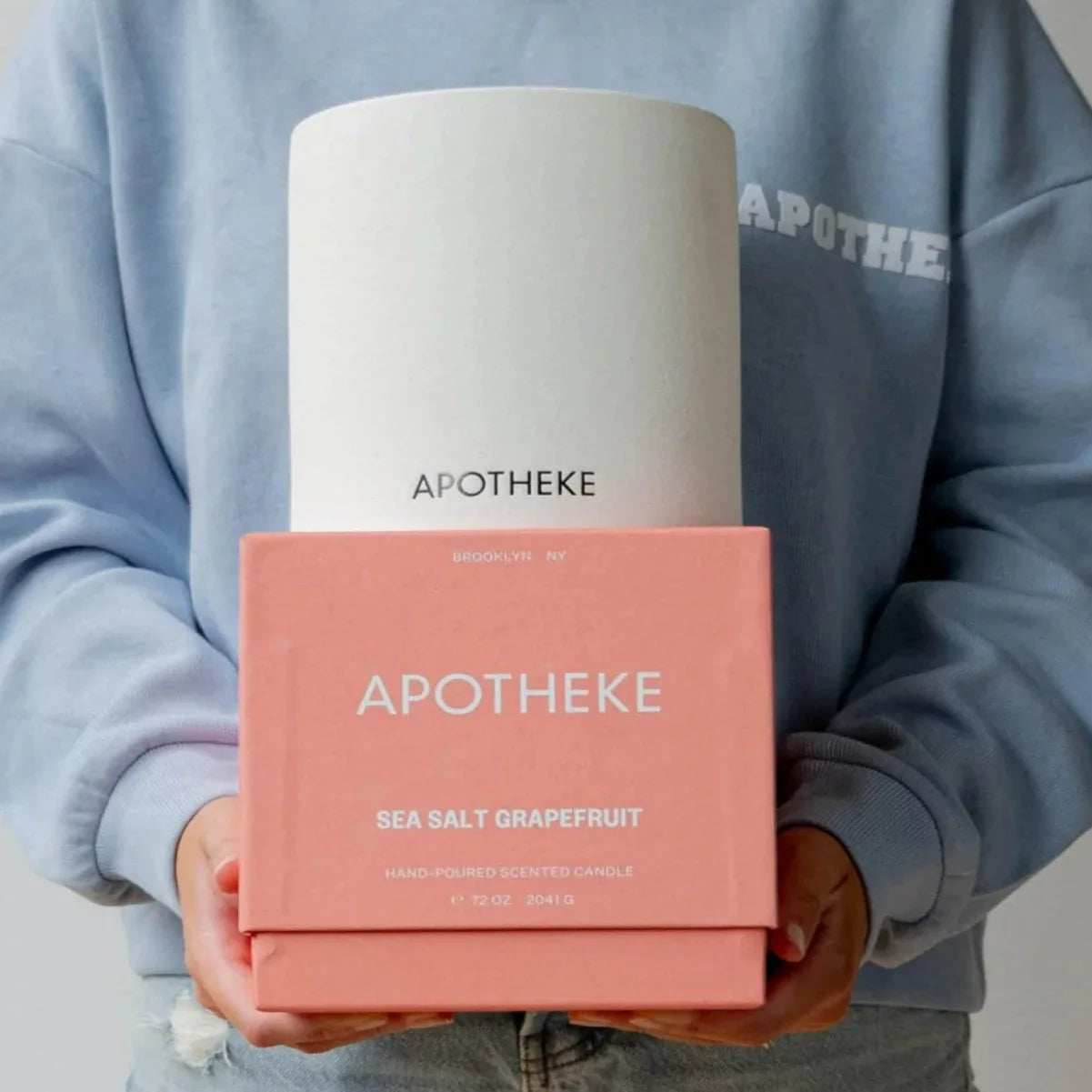 Apotheke Concrete 4-Wick Candle, Sea Salt Grapefruit