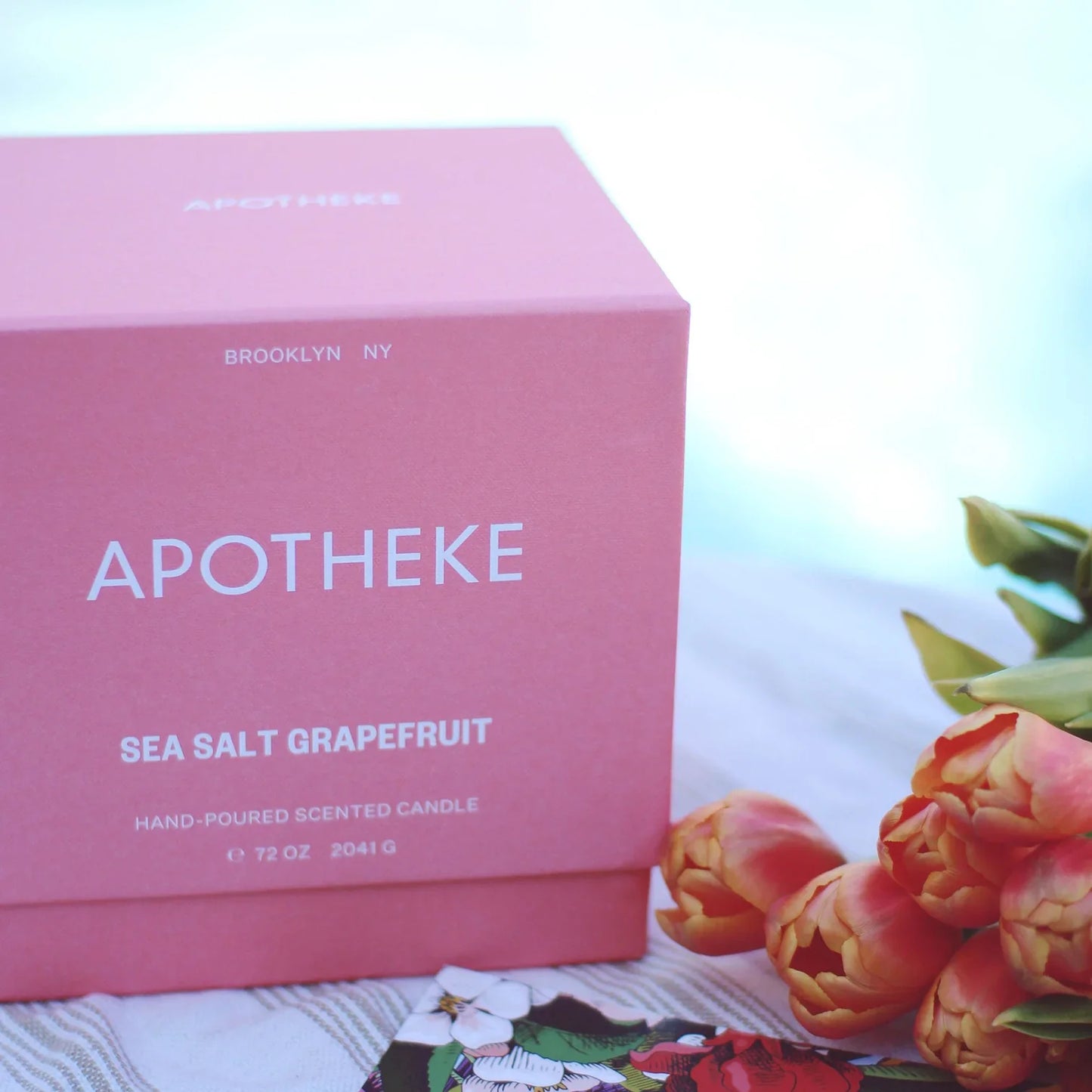 Apotheke Concrete 4-Wick Candle, Sea Salt Grapefruit