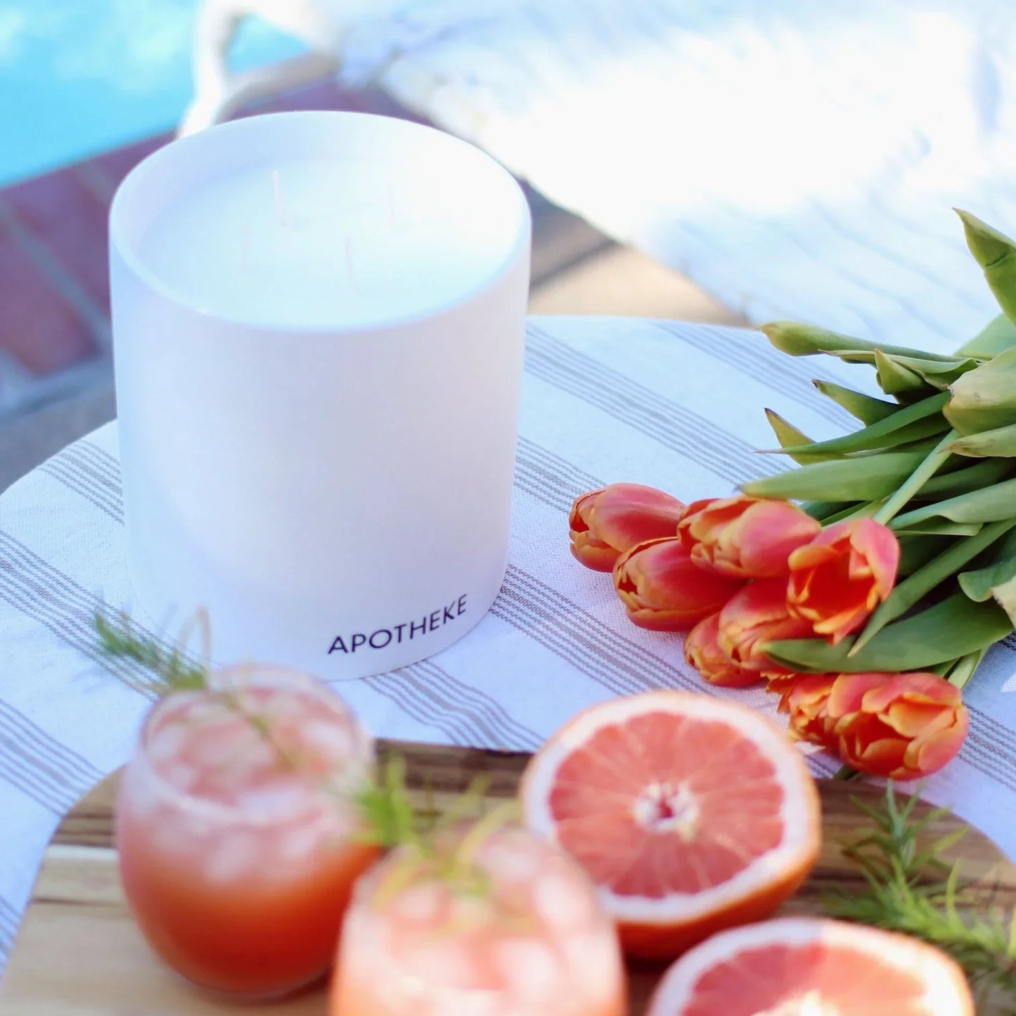 Apotheke Concrete 4-Wick Candle, Sea Salt Grapefruit