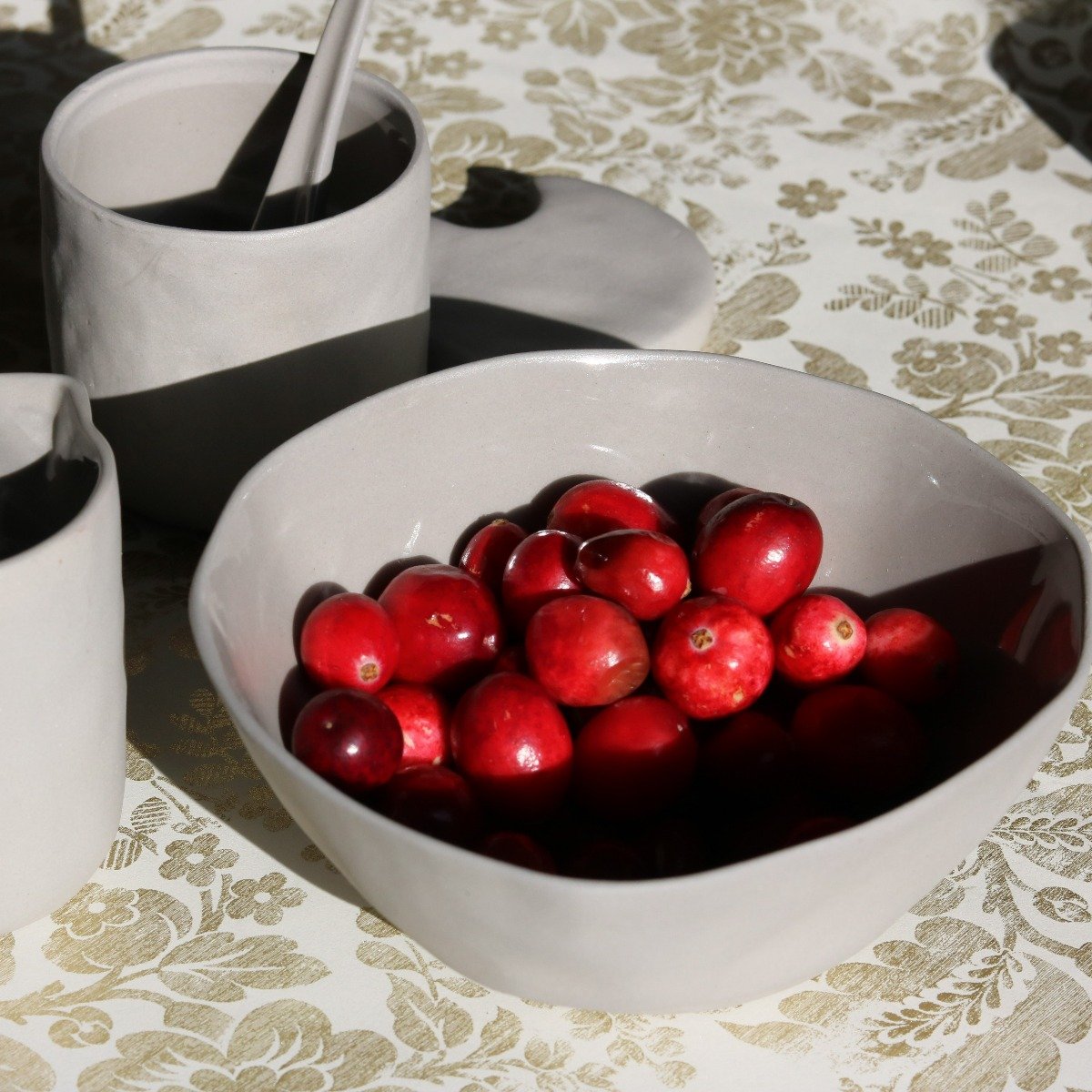 Tam Stoneware Dessert Bowl, Sterling