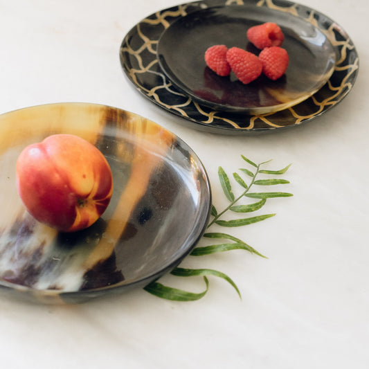 Horn Plate, Medium Set of 4