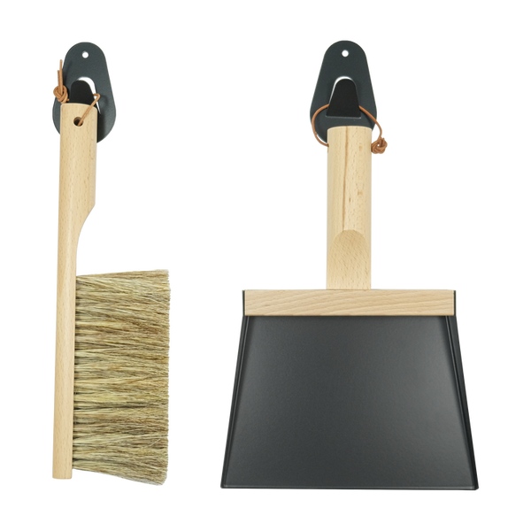 Andrée Jardin Mr. and Mrs. Clynk Black Dustpan & Natural Broom with Wall Hooks Andrée Jardin andree-jardin-mr-and-mrs-clynk-black-dustpan-natural-broom-with-wall-hooks - French Dry Goods