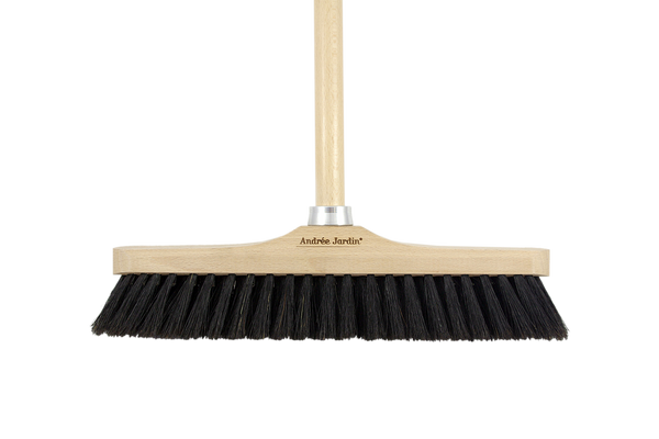 Andrée Jardin Beech Wood Broom with Collapsible Handle