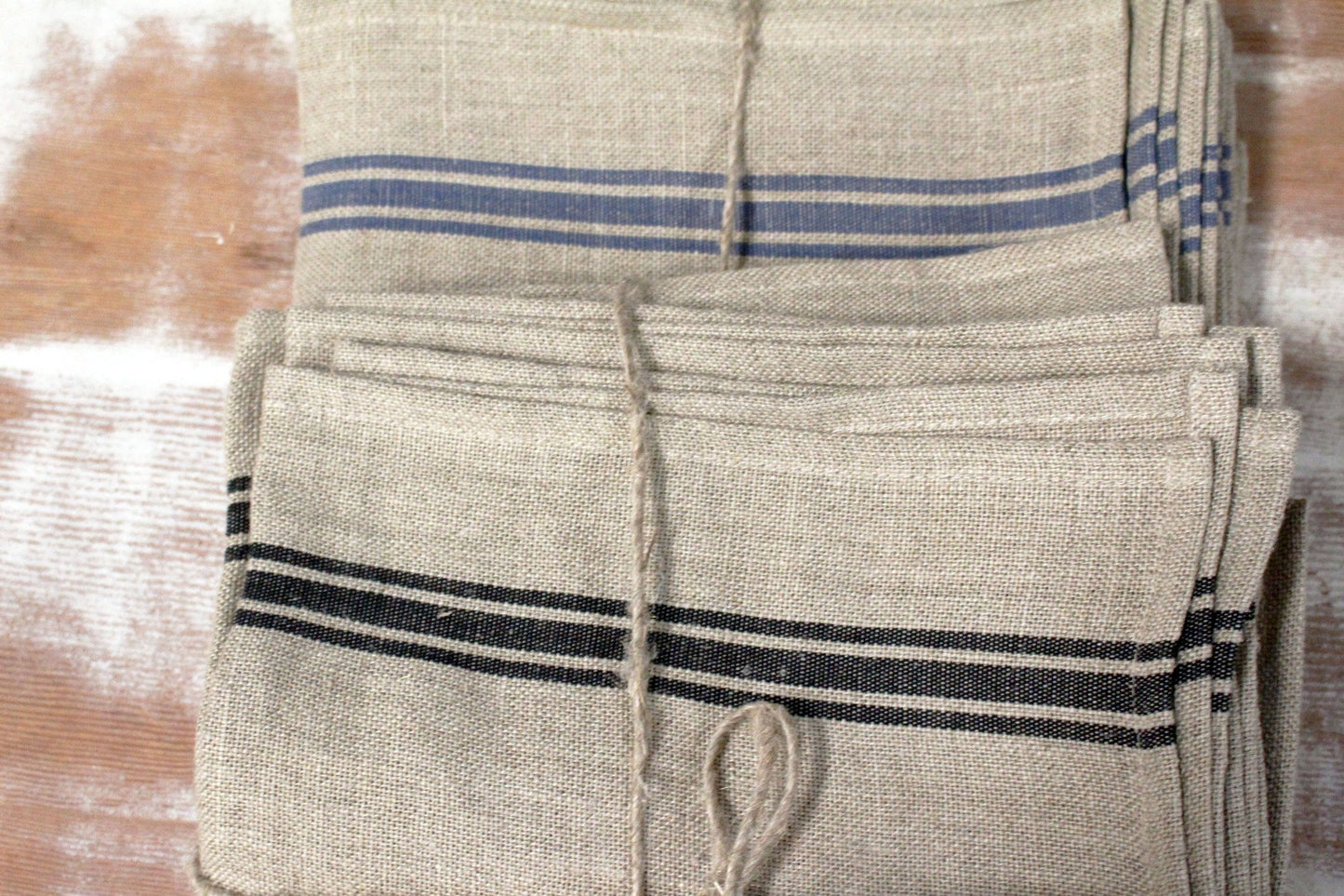 Thieffry Black Monogramme Linen Tablecloth (68" x 110")